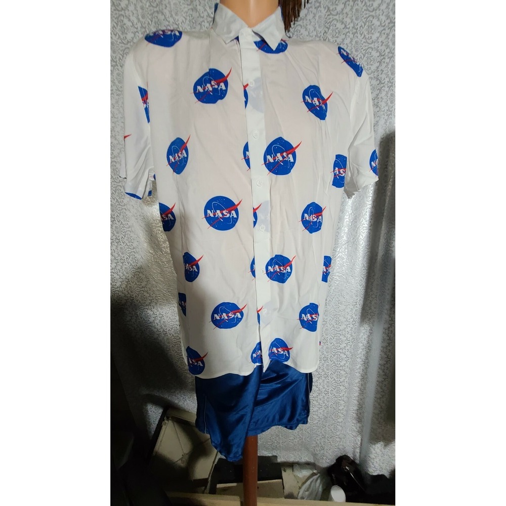MEN'S CHEMISTRY NASA BOTTON FRONT FLAG WHITE SHIRT SIZE L @13